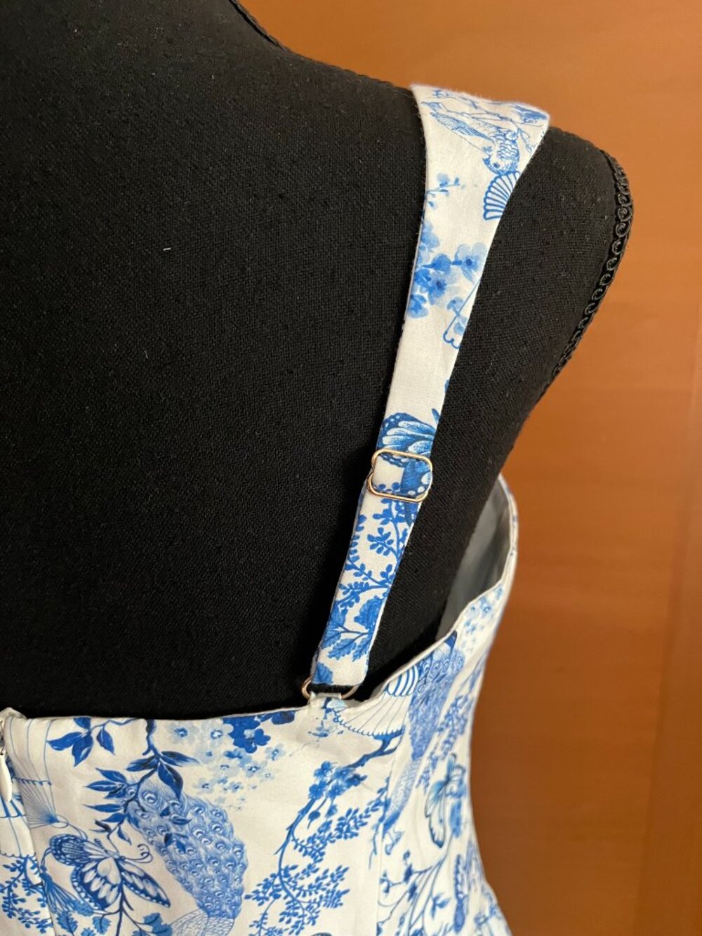 AQUA BLÚ Australia Luxe Silk Blend Sleeveless Maxi Dress Blue Toile Size M NWT - Picture 5 of 6